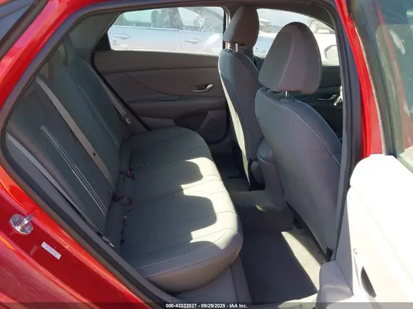 5NPLM4AG3NH076259 2022 HYUNDAI ELANTRA - Image 8