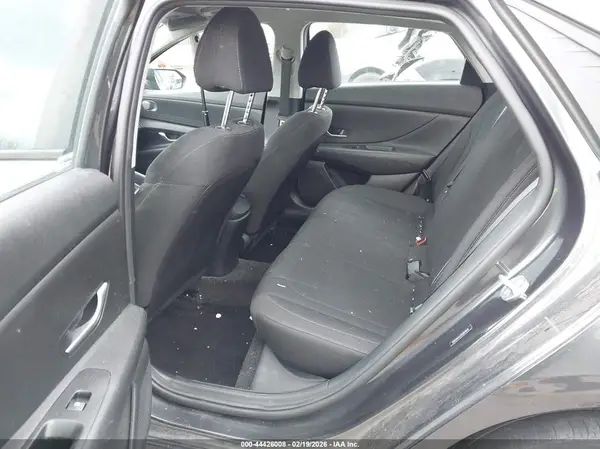 5NPLM4AG3NH078870 2022 HYUNDAI ELANTRA - Image 8