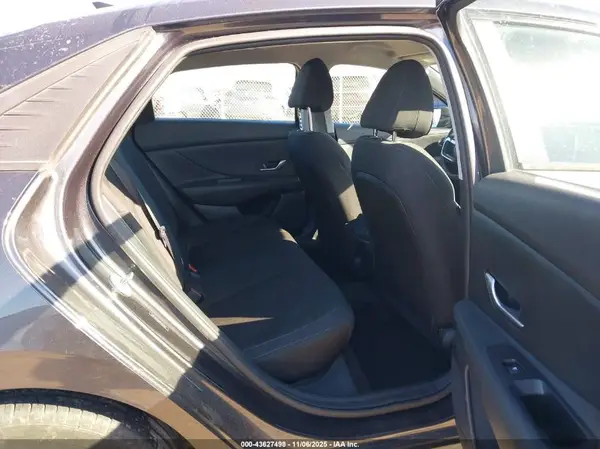 5NPLM4AG3NH079288 2022 HYUNDAI ELANTRA - Image 8