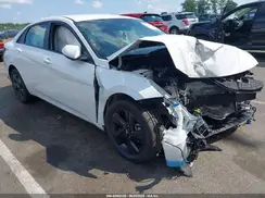 5NPLM4AG3NH082353 2022 HYUNDAI ELANTRA