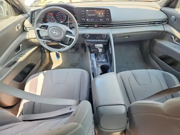 5NPLM4AG3NH082904 2022 HYUNDAI ELANTRA - Image 8