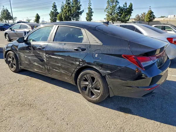 5NPLM4AG3NH083387 2022 HYUNDAI ELANTRA - Image 2