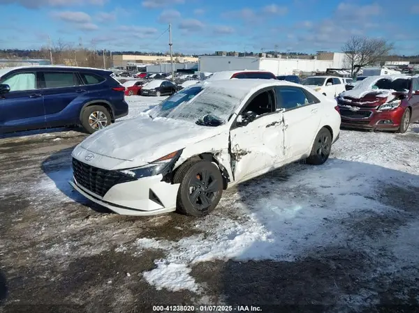 5NPLM4AG3PH087944 2023 HYUNDAI ELANTRA - Image 2
