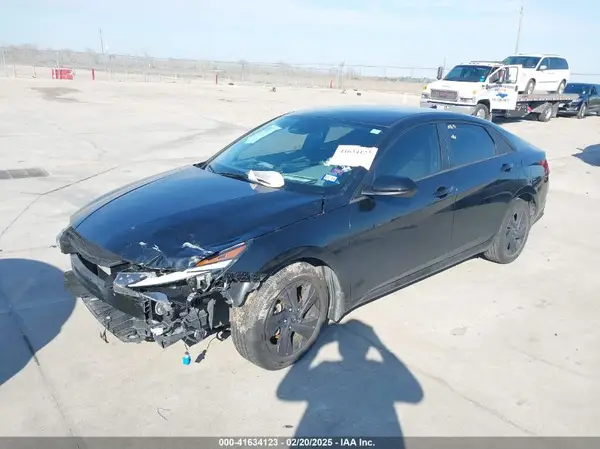5NPLM4AG3PH093999 2023 HYUNDAI ELANTRA - Image 2