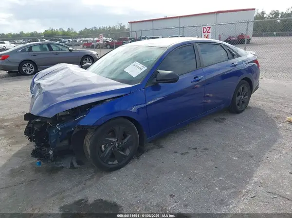 5NPLM4AG3PH094098 2023 HYUNDAI ELANTRA - Image 2