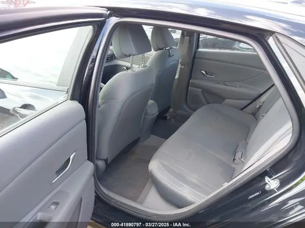 5NPLM4AG3PH095929 2023 HYUNDAI ELANTRA - Image 8