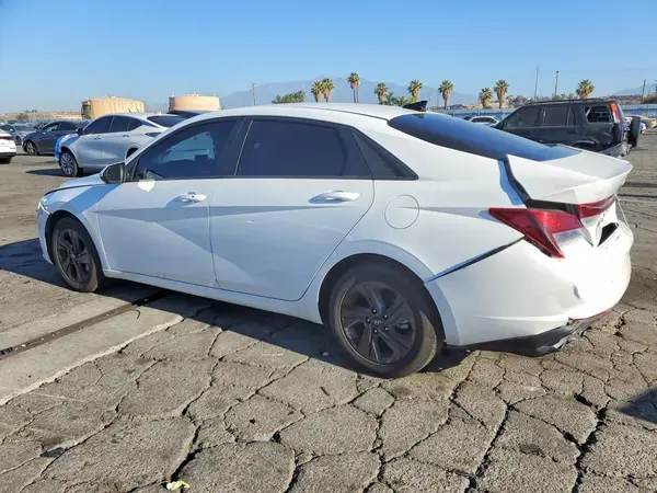 5NPLM4AG3PH100546 2023 HYUNDAI ELANTRA - Image 2