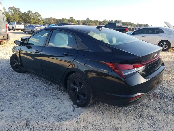 5NPLM4AG3PH102023 2023 HYUNDAI ELANTRA - Image 2
