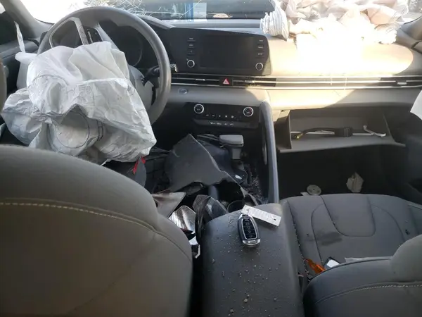 5NPLM4AG3PH102023 2023 HYUNDAI ELANTRA - Image 8