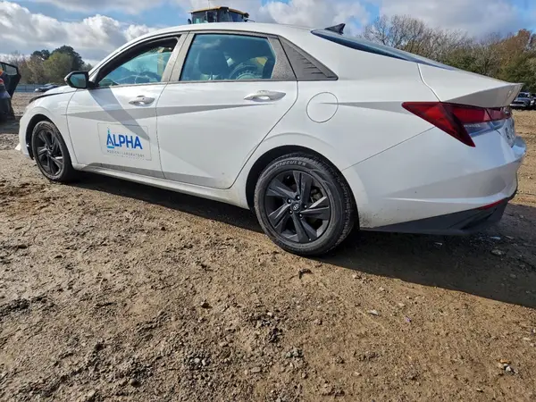5NPLM4AG3PH102460 2023 HYUNDAI ELANTRA - Image 2