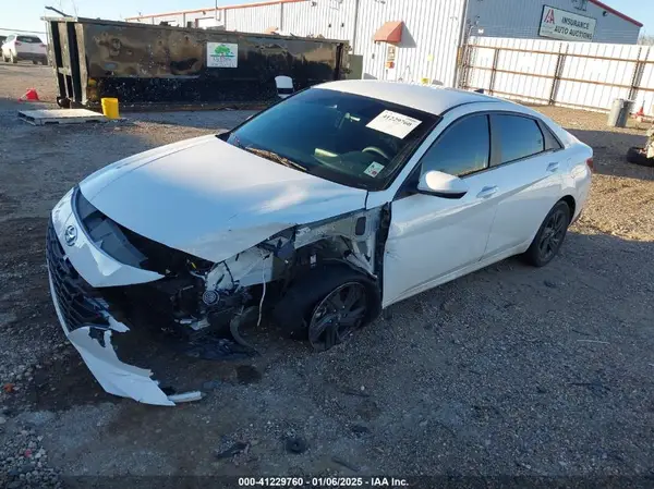 5NPLM4AG3PH103172 2023 HYUNDAI ELANTRA - Image 2