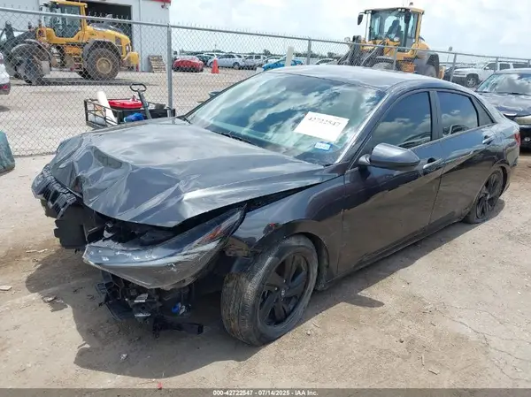 5NPLM4AG3PH112177 2023 HYUNDAI ELANTRA - Image 2