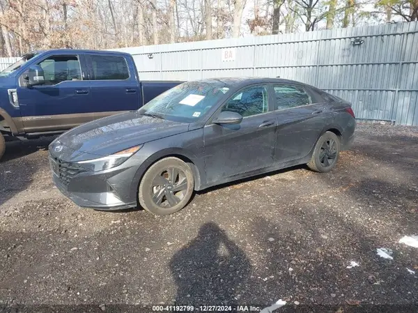 5NPLM4AG3PH118187 2023 HYUNDAI ELANTRA - Image 2