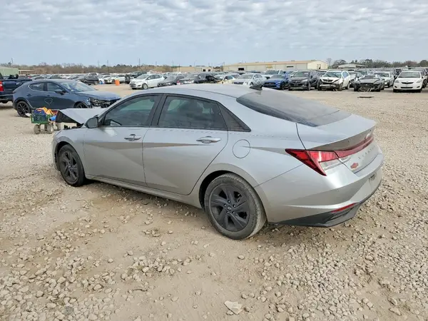 5NPLM4AG4MH001469 2021 HYUNDAI ELANTRA - Image 2
