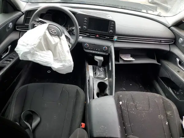 5NPLM4AG4MH001875 2021 HYUNDAI ELANTRA - Image 8