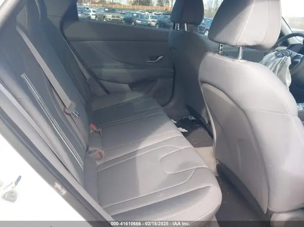 5NPLM4AG4MH004808 2021 HYUNDAI ELANTRA - Image 8