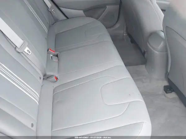 5NPLM4AG4MH008597 2021 HYUNDAI ELANTRA - Image 8