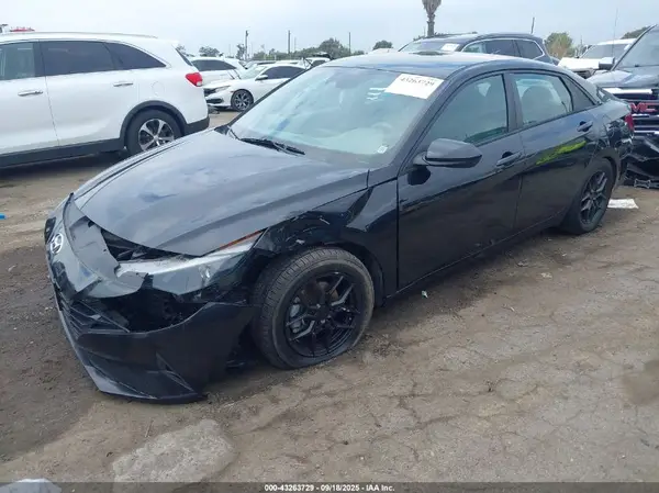 5NPLM4AG4MH012147 2021 HYUNDAI ELANTRA - Image 2