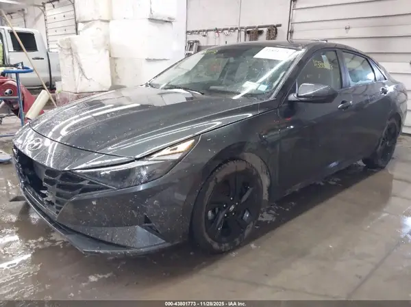 5NPLM4AG4MH017882 2021 HYUNDAI ELANTRA - Image 2