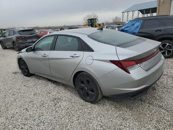 5NPLM4AG4MH018949 2021 HYUNDAI ELANTRA - Image 2