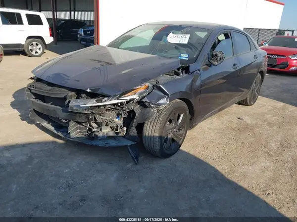 5NPLM4AG4MH019390 2021 HYUNDAI ELANTRA - Image 2