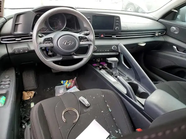 5NPLM4AG4MH019826 2021 HYUNDAI ELANTRA - Image 8
