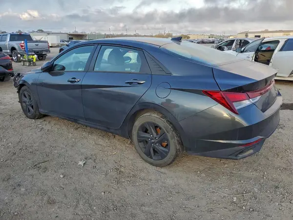 5NPLM4AG4MH023438 2021 HYUNDAI ELANTRA - Image 2