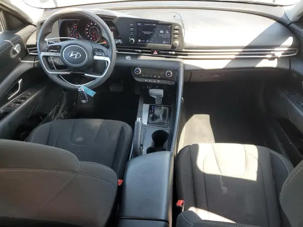 5NPLM4AG4MH026162 2021 HYUNDAI ELANTRA - Image 8