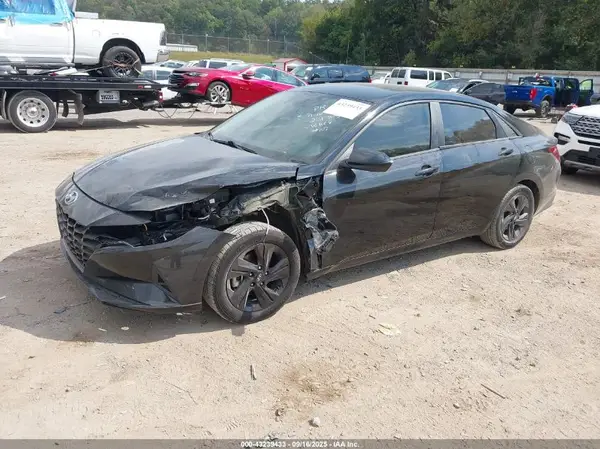 5NPLM4AG4MH034469 2021 HYUNDAI ELANTRA - Image 2