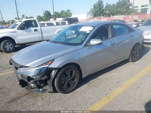 5NPLM4AG4MH037761 2021 HYUNDAI ELANTRA - Image 2