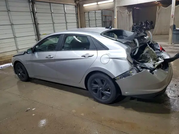 5NPLM4AG4MH043799 2021 HYUNDAI ELANTRA - Image 2