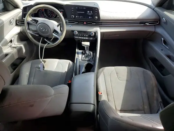 5NPLM4AG4MH045729 2021 HYUNDAI ELANTRA - Image 8