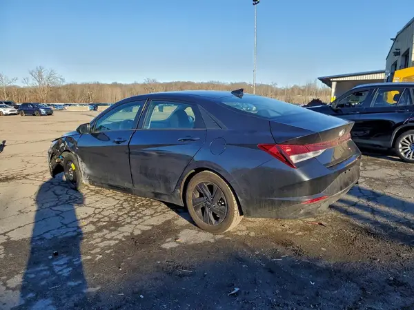 5NPLM4AG4MH045813 2021 HYUNDAI ELANTRA - Image 2