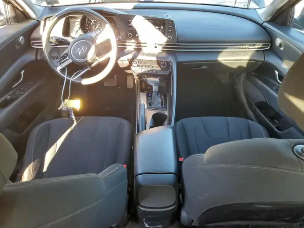 5NPLM4AG4MH045813 2021 HYUNDAI ELANTRA - Image 8