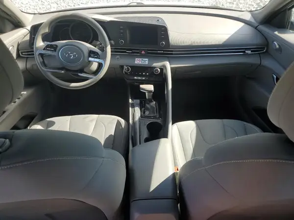5NPLM4AG4MH046122 2021 HYUNDAI ELANTRA - Image 8