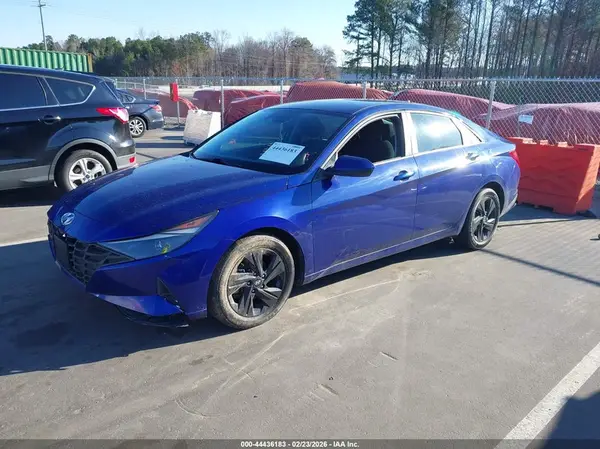 5NPLM4AG4MH046427 2021 HYUNDAI ELANTRA - Image 2