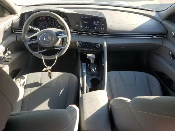 5NPLM4AG4MH048923 2021 HYUNDAI ELANTRA - Image 8