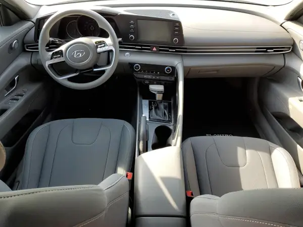 5NPLM4AG4NH053217 2022 HYUNDAI ELANTRA - Image 8