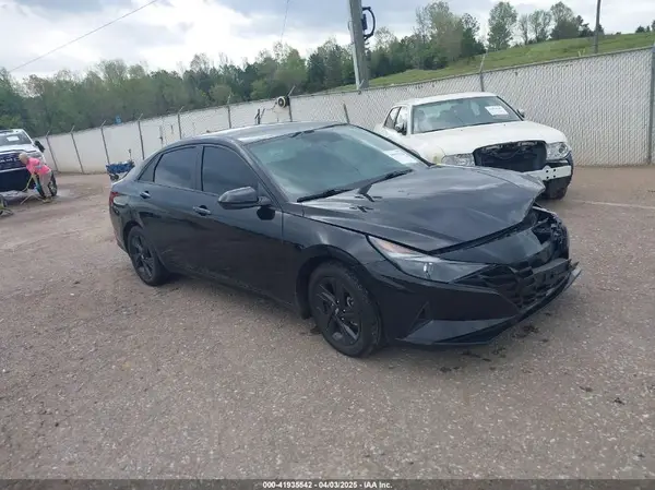 5NPLM4AG4NH059048 2022 HYUNDAI ELANTRA - Image 1