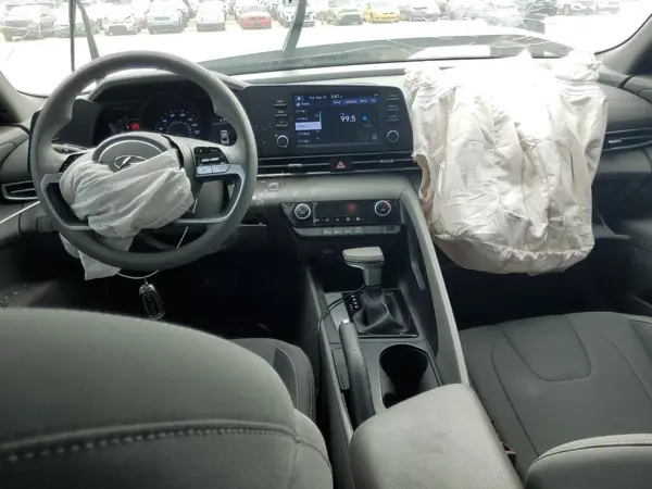 5NPLM4AG4NH059549 2022 HYUNDAI ELANTRA - Image 8