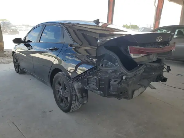5NPLM4AG4NH061334 2022 HYUNDAI ELANTRA - Image 2