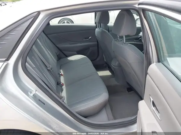 5NPLM4AG4NH066453 2022 HYUNDAI ELANTRA - Image 8