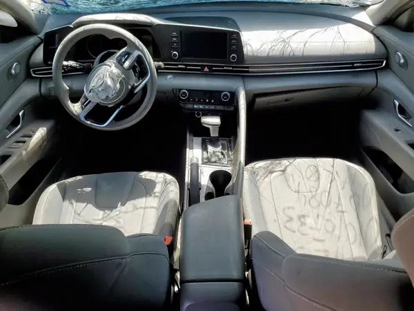 5NPLM4AG4NH067084 2022 HYUNDAI ELANTRA - Image 8