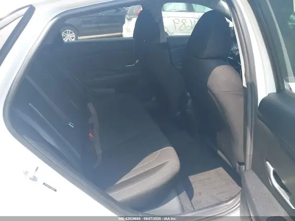 5NPLM4AG4NH068641 2022 HYUNDAI ELANTRA - Image 8