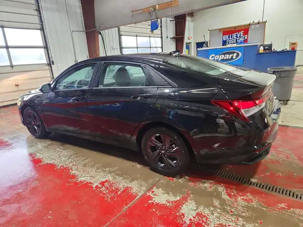 5NPLM4AG4NH070535 2022 HYUNDAI ELANTRA - Image 2