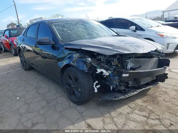 5NPLM4AG4NH071278 2022 HYUNDAI ELANTRA - Image 1