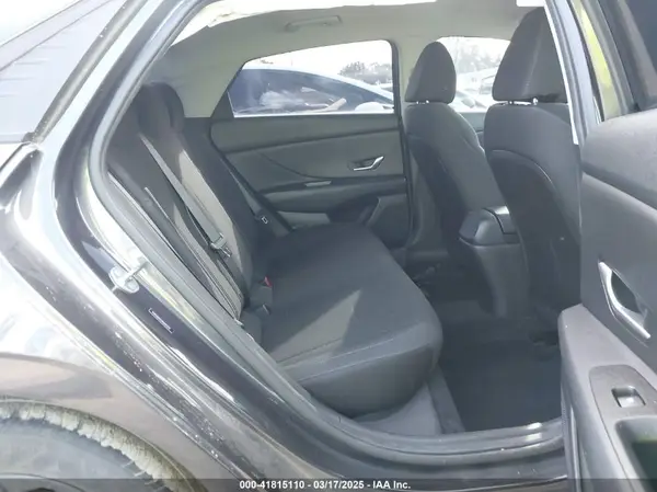 5NPLM4AG4NH071278 2022 HYUNDAI ELANTRA - Image 8