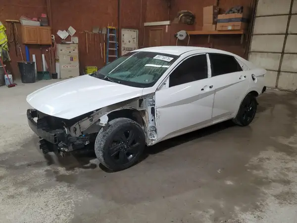 5NPLM4AG4NH073158 2022 HYUNDAI ELANTRA - Image 1