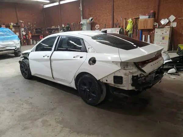 5NPLM4AG4NH073158 2022 HYUNDAI ELANTRA - Image 2