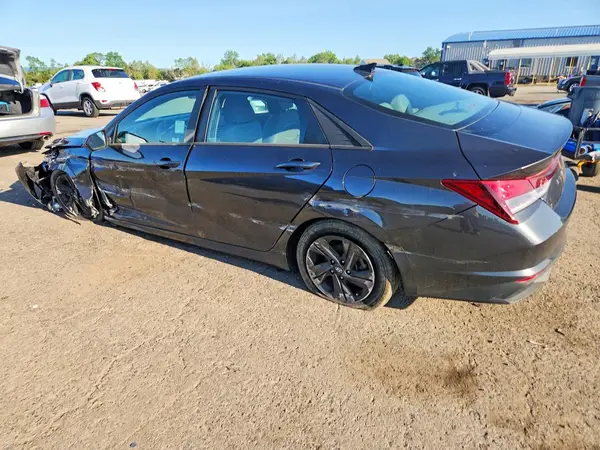 5NPLM4AG4NH075881 2022 HYUNDAI ELANTRA - Image 2